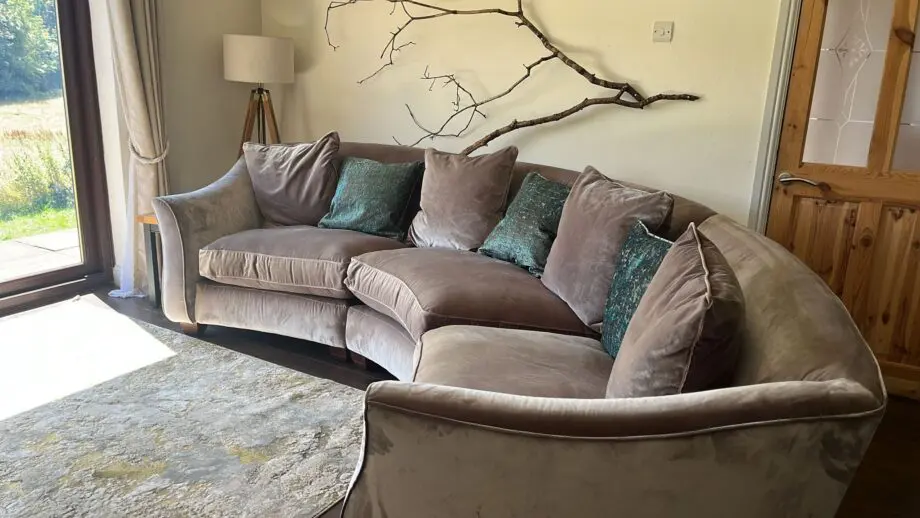 Curved sofa - stollers