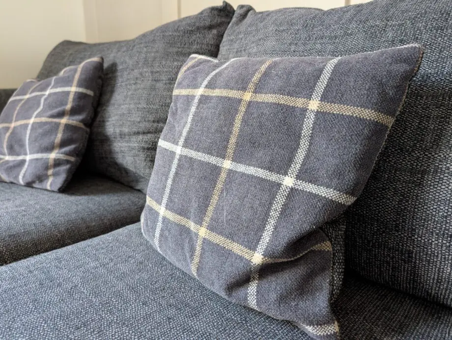 SCS Theo 4-Seater Sofa In Charcoal Grey With Pine Feet