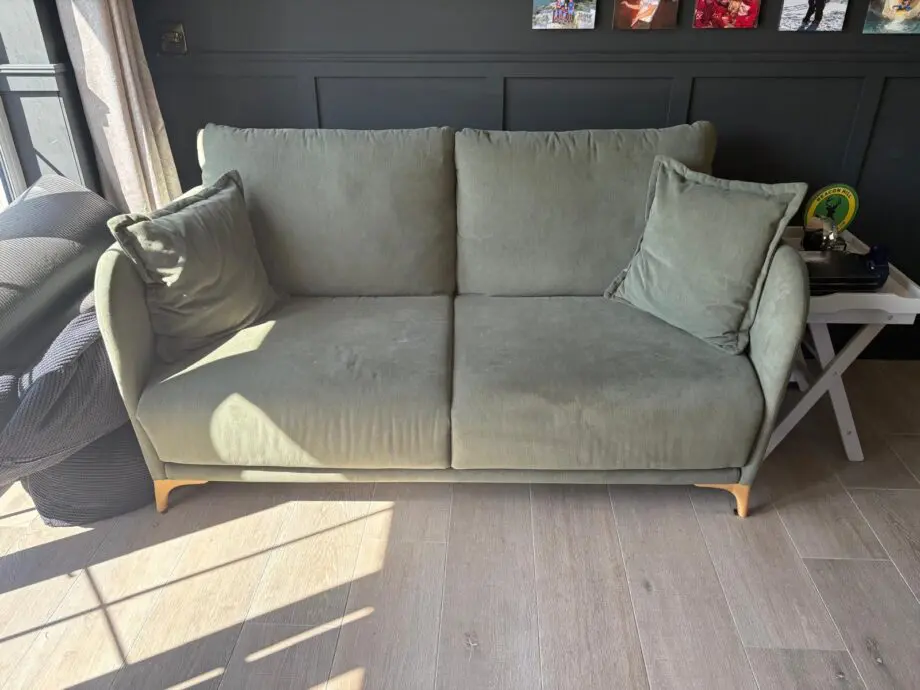 Beautiful barely used 3 seater sofa bed