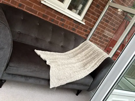 Chesterfield style 2 seater sofa