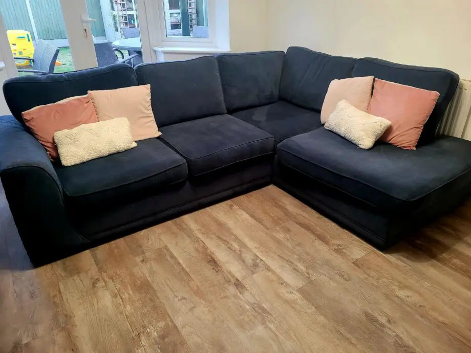 DFS Orka Velvet Blue, Left Hand Facing Corner