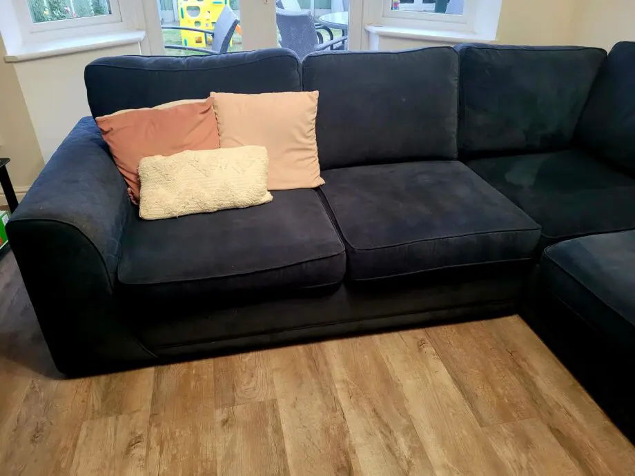 DFS Orka Velvet Blue, Left Hand Facing Corner