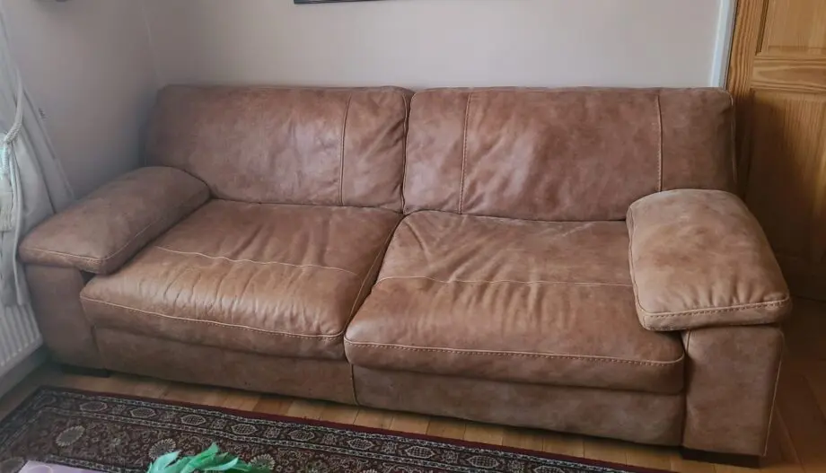 Brown leather, 3 seater and a 2 seater, Linar from Sofology , Nubuck