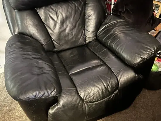 Leather power recliner