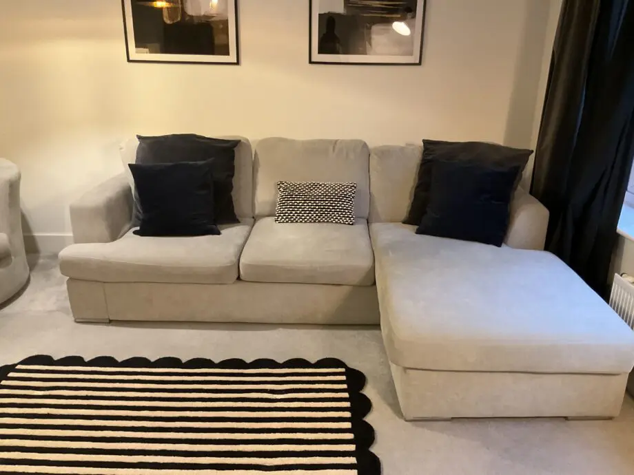 Luxurious Luxury 3-Seater Corner Sofa with Matching Armchair and Footstool – Light Beige
