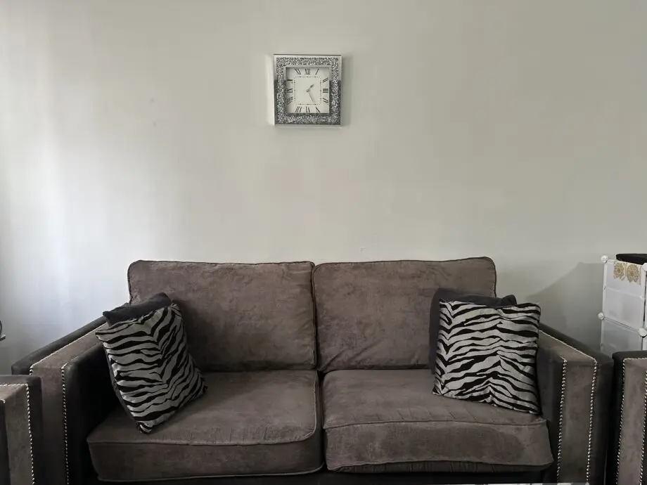 Grey And Black 3 And 2 Seater Sofa