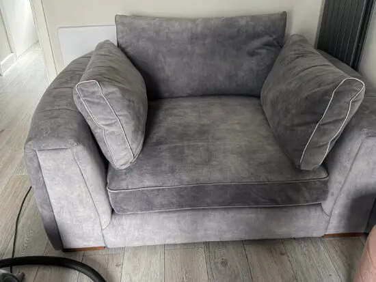 Sofology Emperor Love seat in grey
