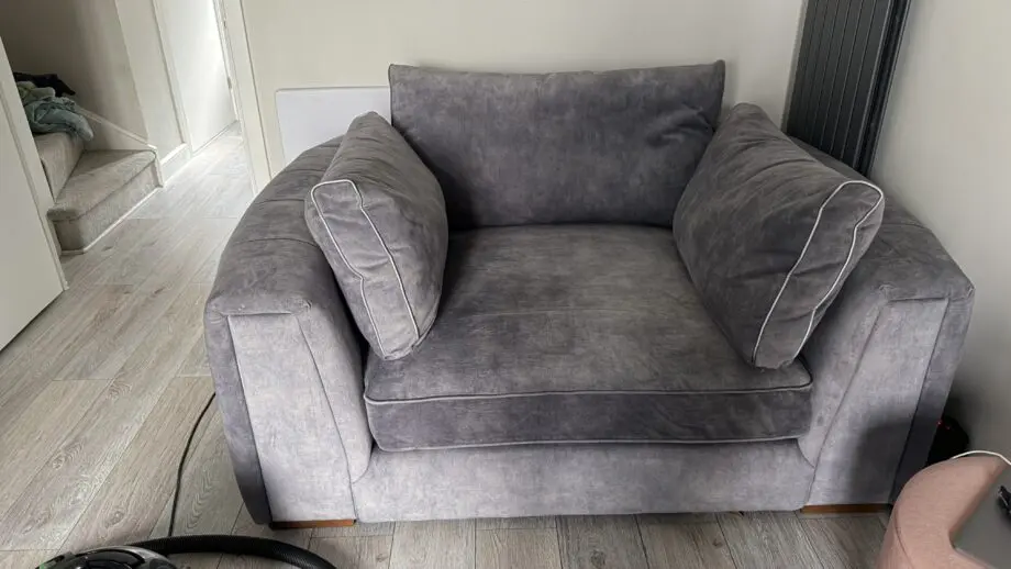 Sofology Emperor Love seat in grey