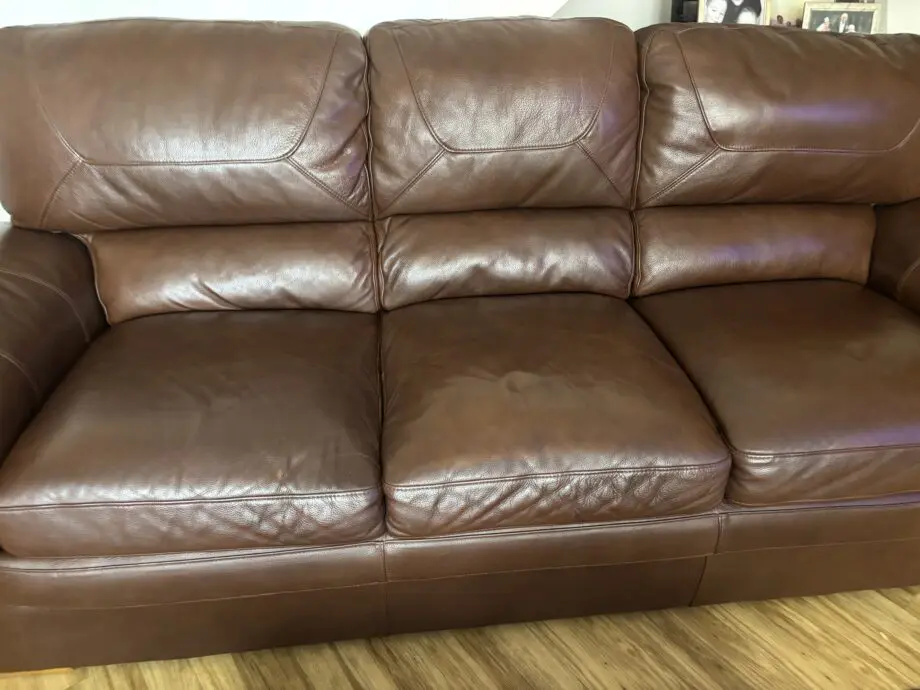 Oak furniture land brown leather