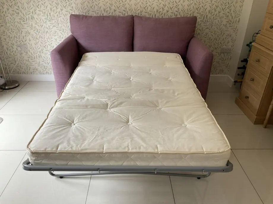 Bradbeers (Southampton) sofabed (2-seater) made by Alstons