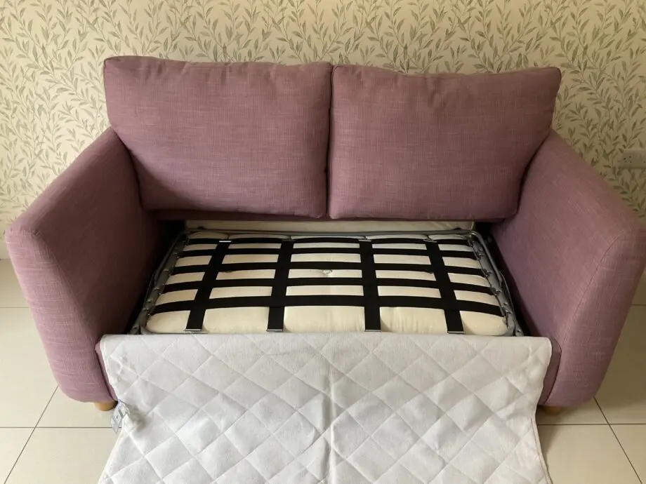 Bradbeers (Southampton) sofabed (2-seater) made by Alstons