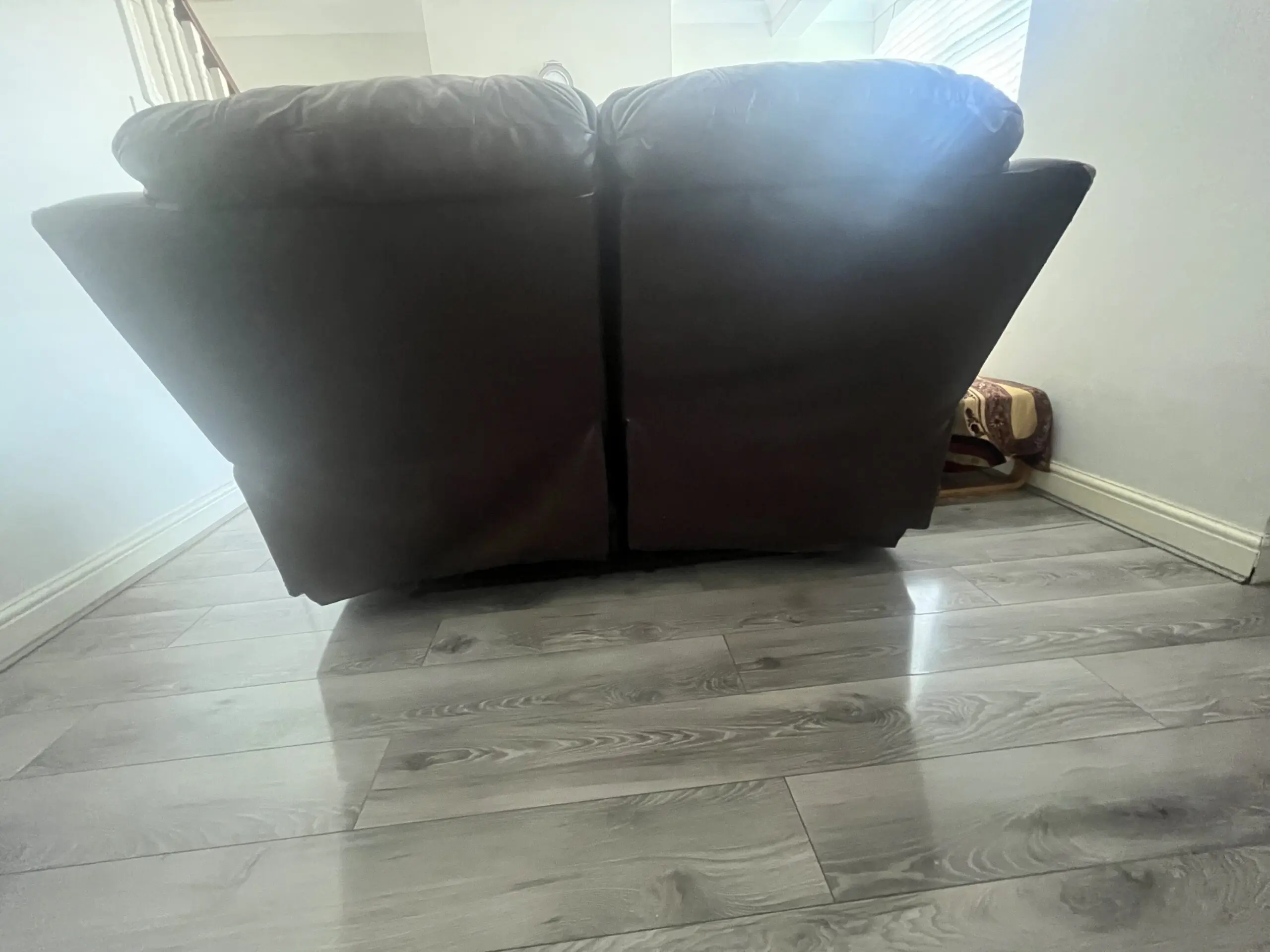 Two-Seater Manual leather recliners x 2