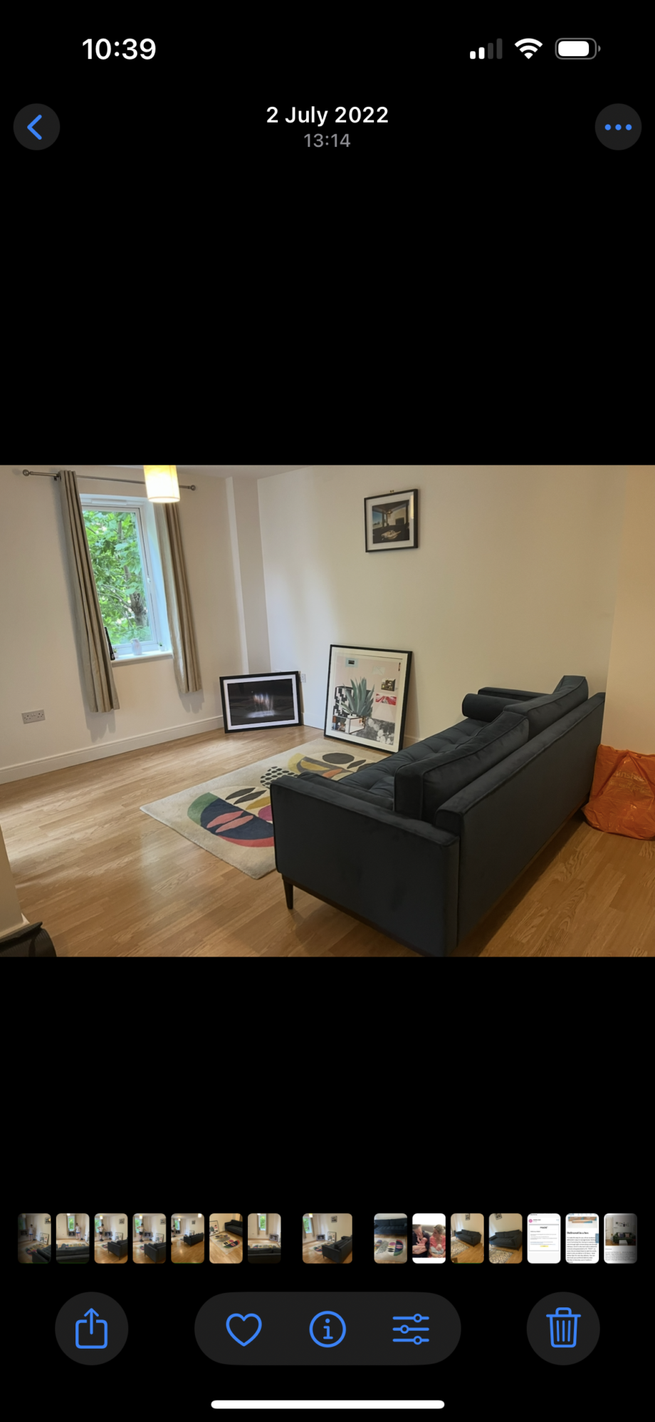Swift velvet three seater