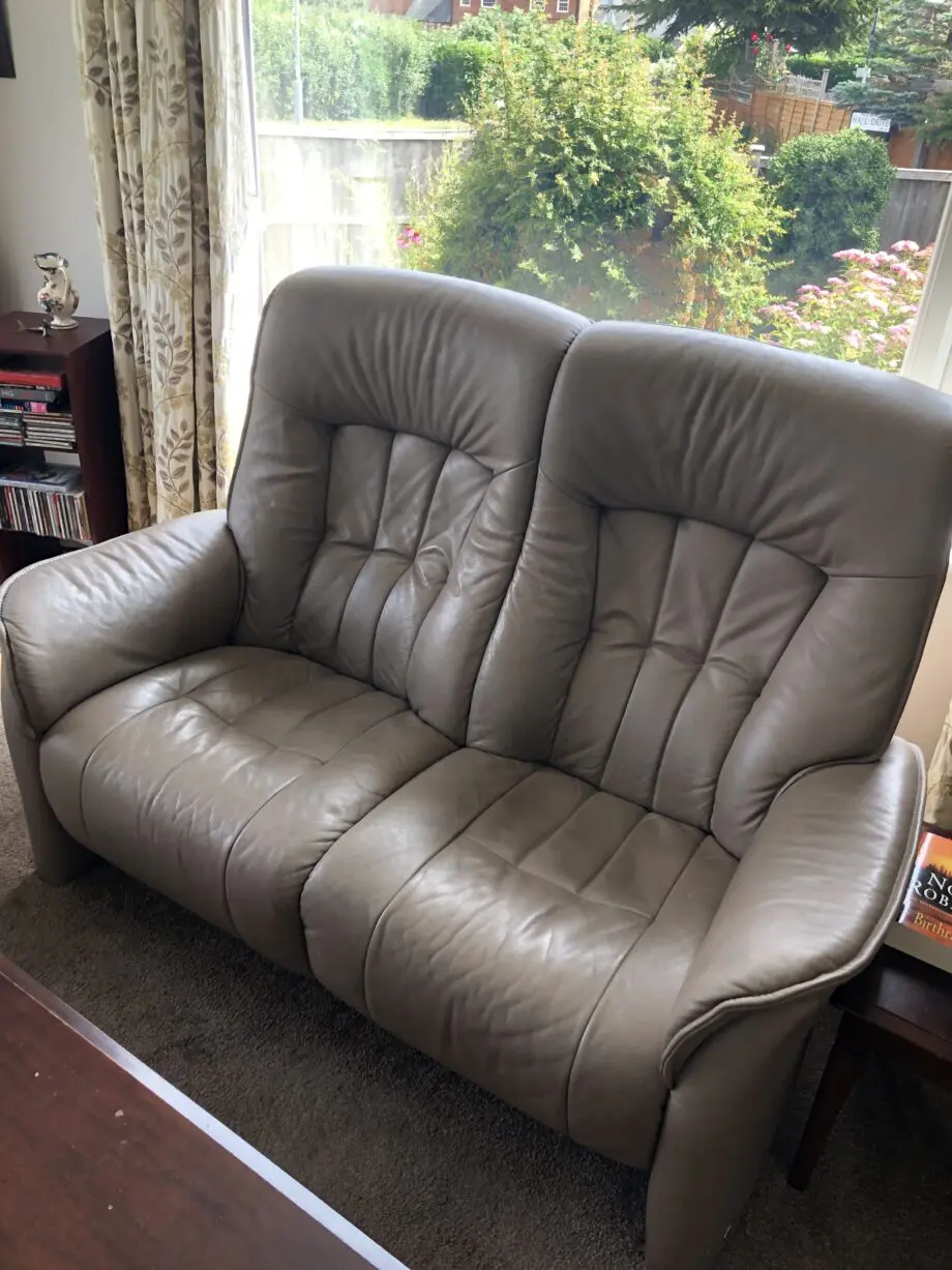 Himolla leather and wood 3 piece suite