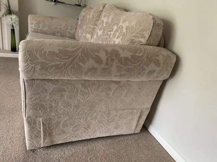 Quality sofa set in beige