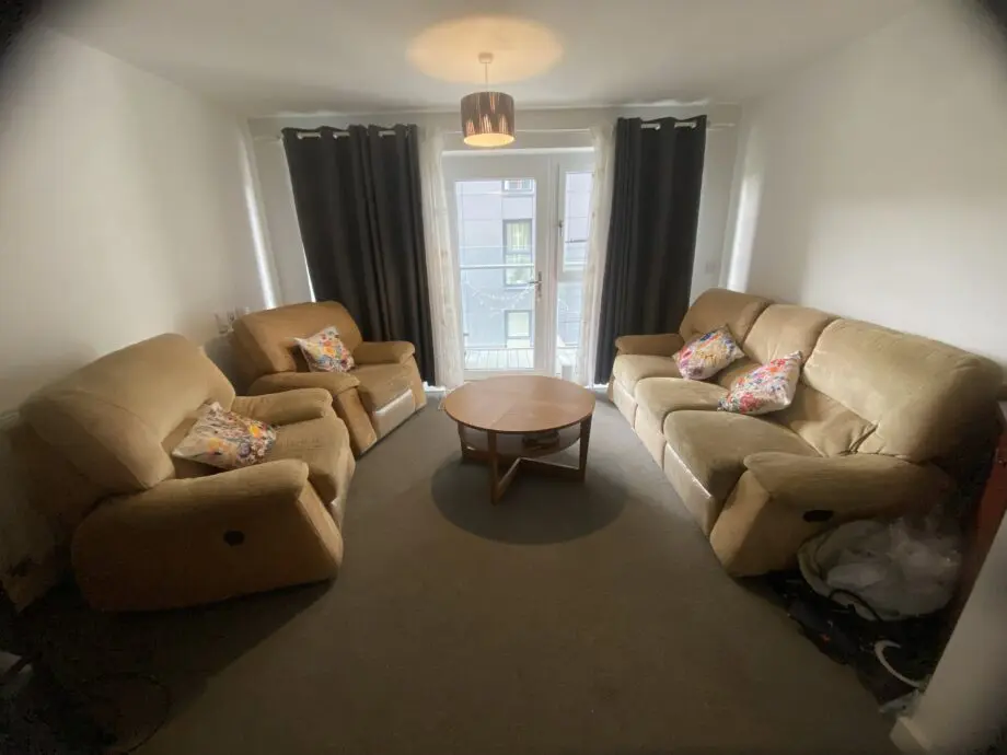 3 Piece Recliner Sofa Set (1 Electric Recliner)