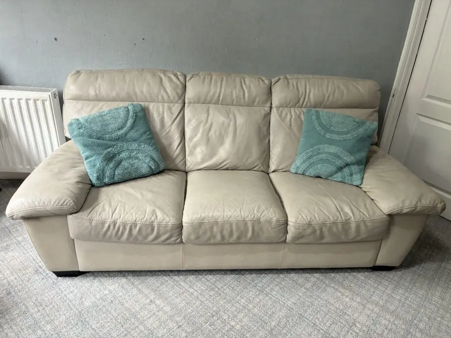 Leather sofa set, pet & smoke free
