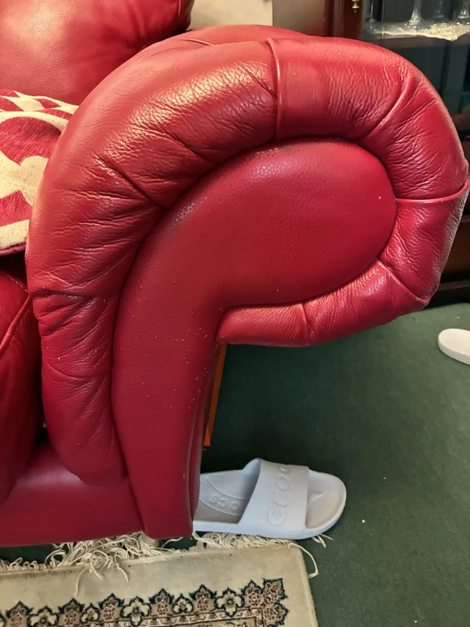 Pinky red 4 seater leather sofa