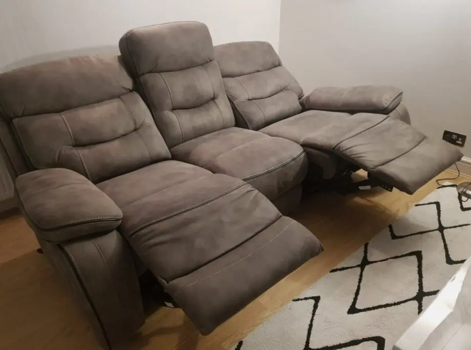 DFS Noah 3 seater power recliner sofa