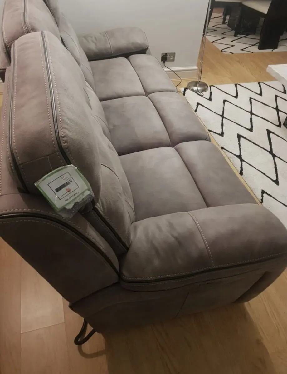 DFS Noah 3 seater power recliner sofa