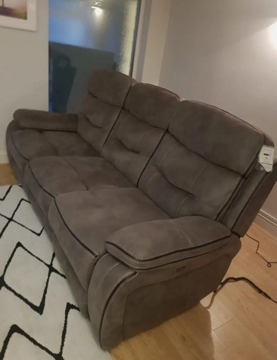 DFS Noah 3 seater power recliner sofa