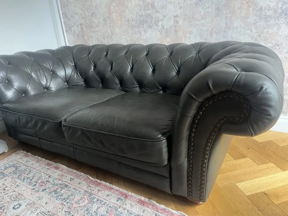 Chesterfield dark grey leather