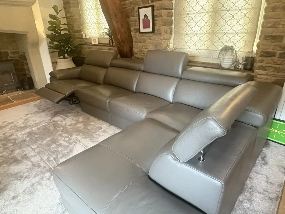 Polo Divani electric corner sofa with electric chair