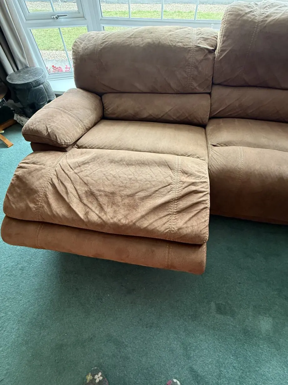 Very large corner sofa/end seats recline