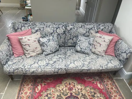 Sofas & Stuff