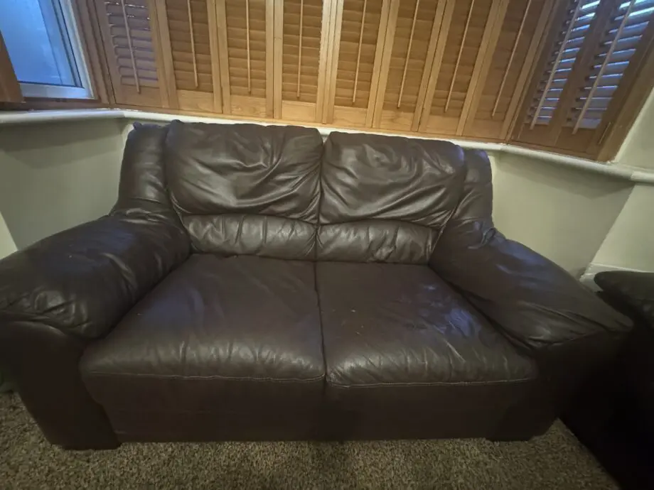 Chocolate Brown leather sofa’s