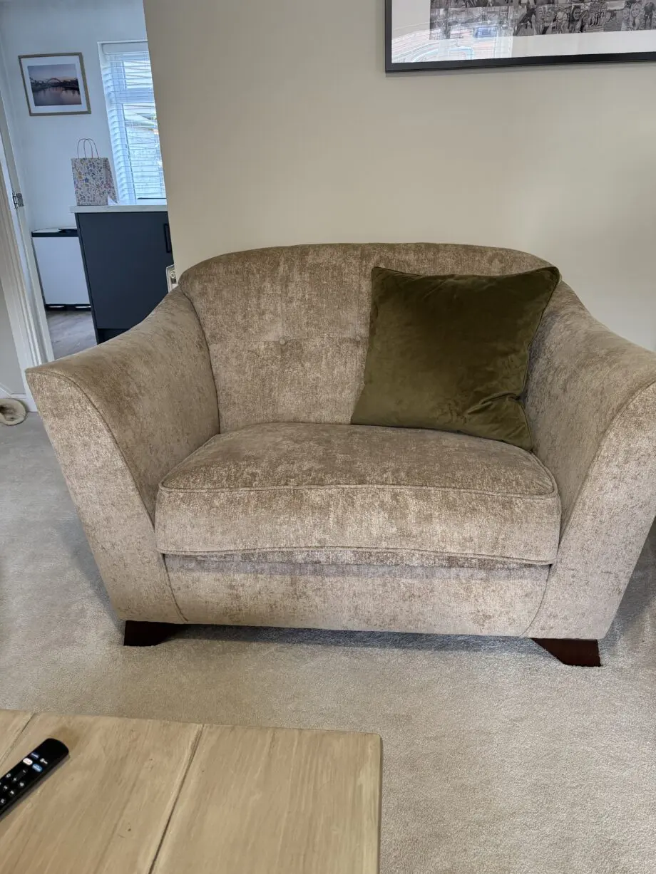 Sofology Bartelli Love Chair