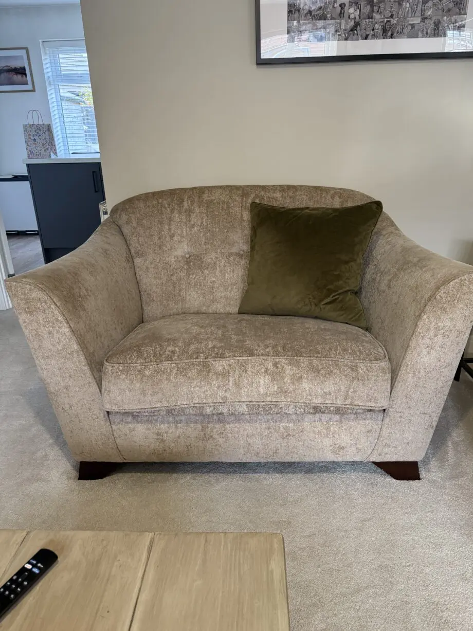 Sofology Bartelli Love Chair