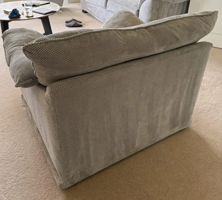SCS 3 seater and 1 seater lounge suite