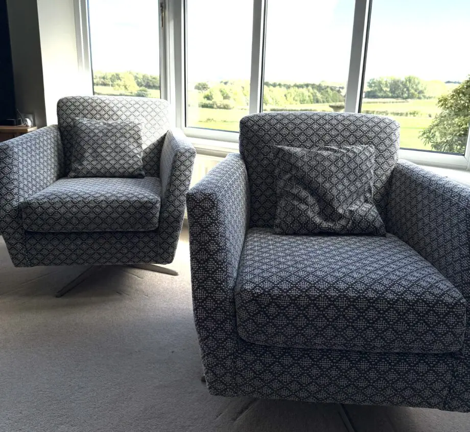 SCS Auroa low swivel chair set of 2
