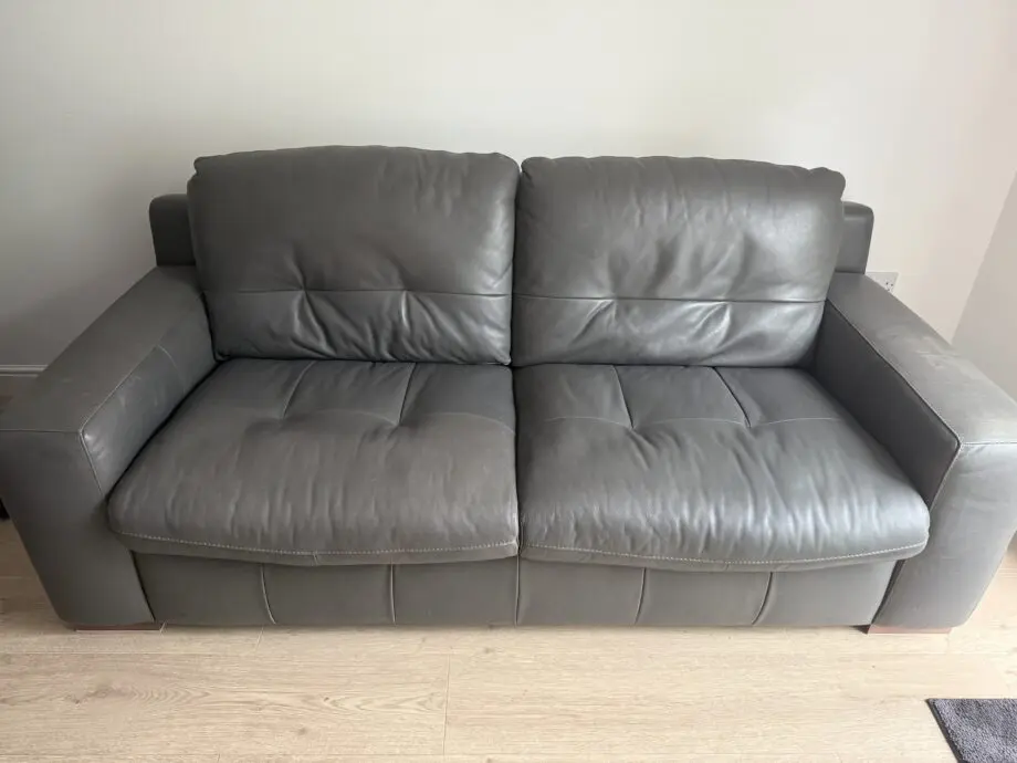 Housing units Aniline grey leather sofa and chair