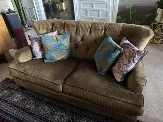Chesterfield style velvet sofa set