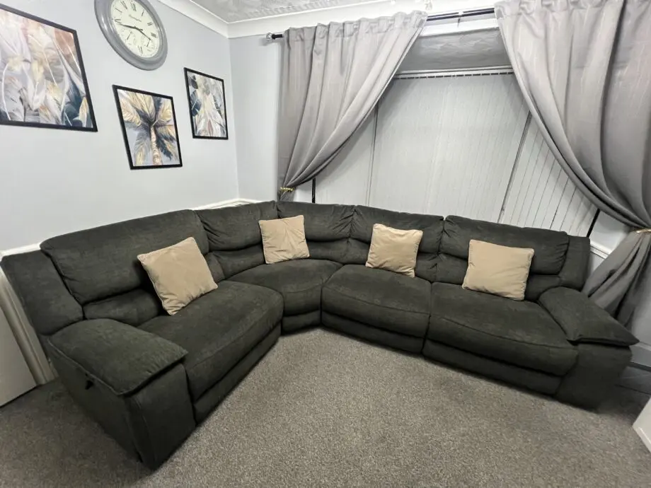 DFS IVERSON 2 corner 2 recliner