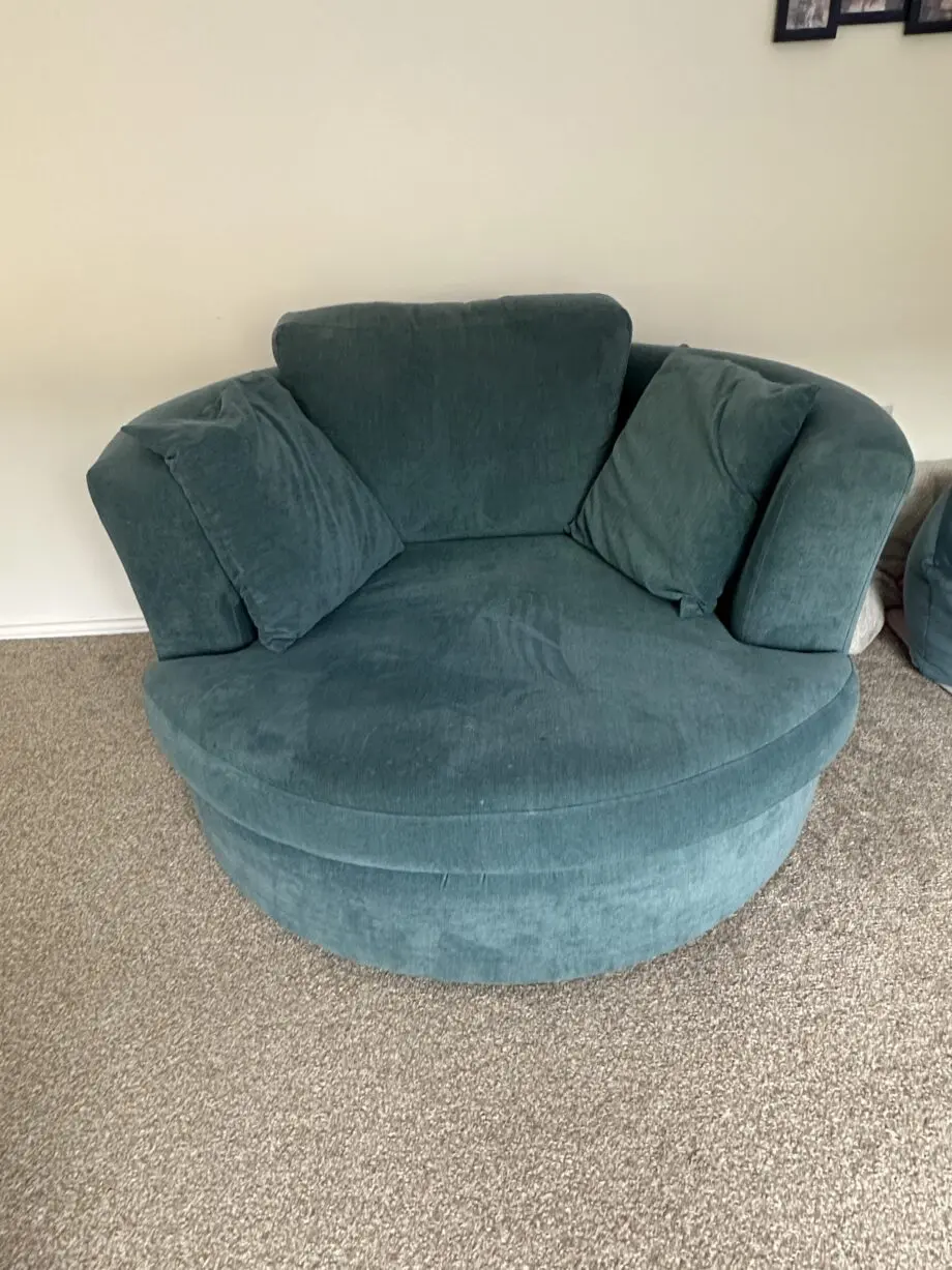 DFS FREYA Large Swivel Chair