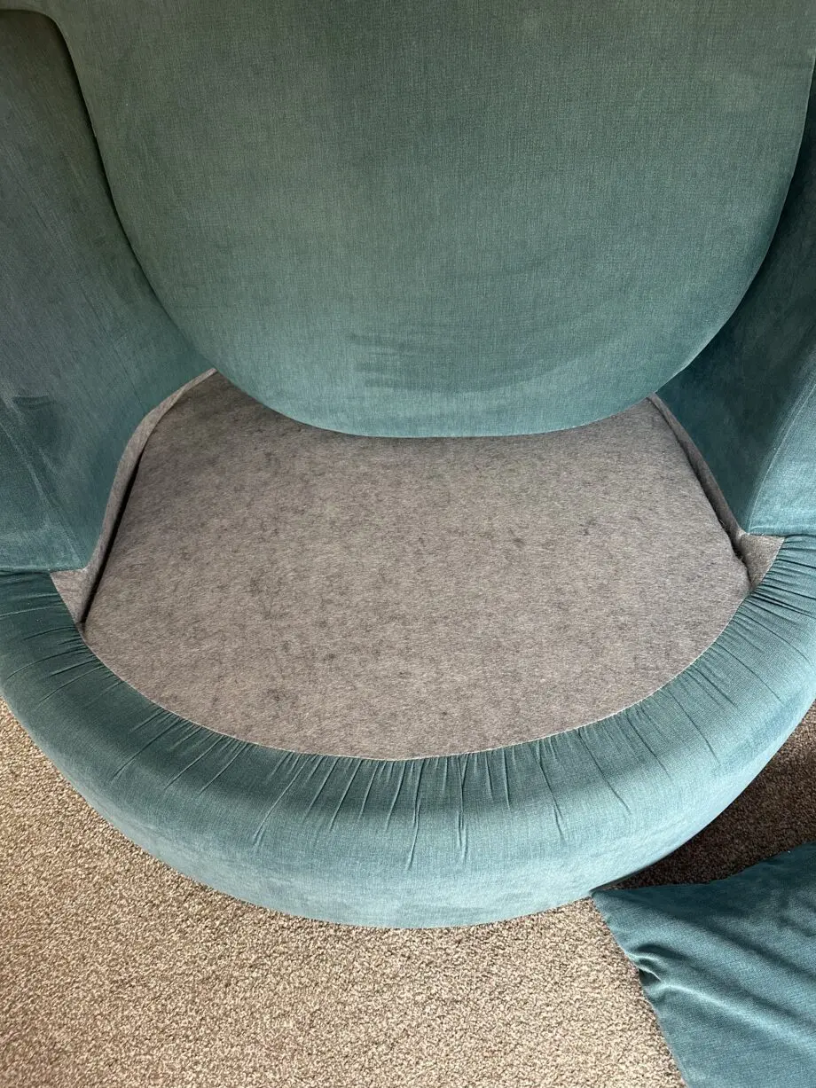 DFS FREYA Large Swivel Chair