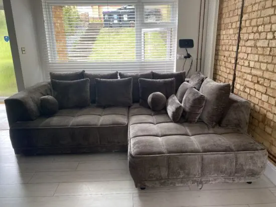 Mocha 4 seater with storage and electric recliner