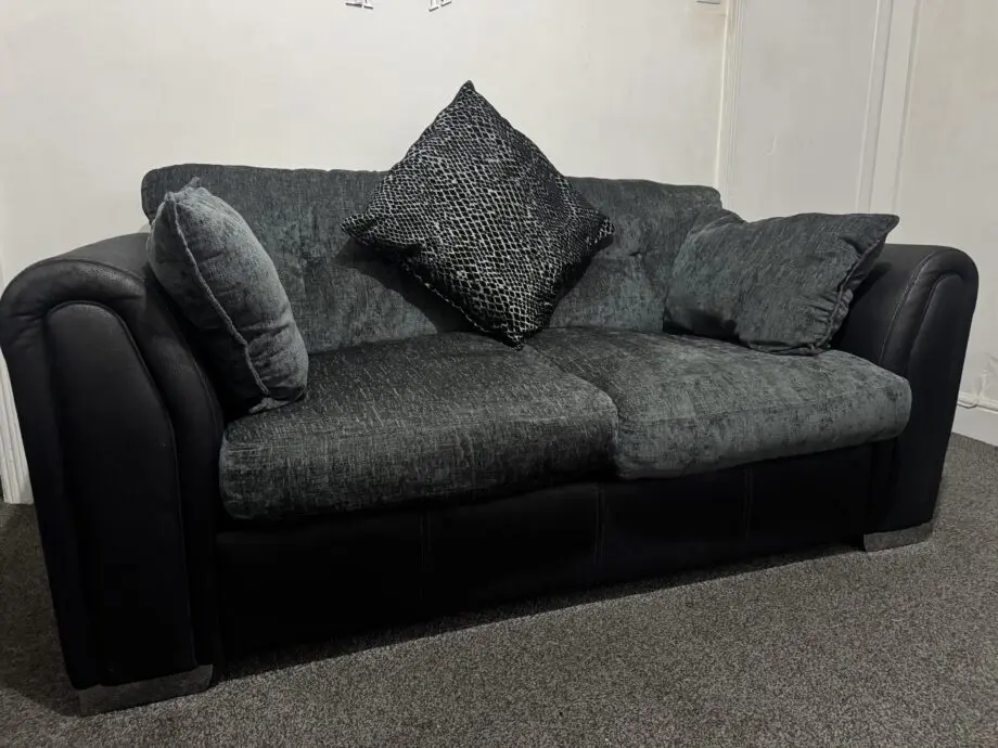 Dfs ollie in grey and black