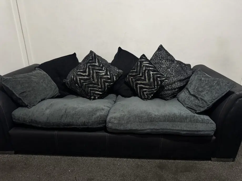 Dfs ollie in grey and black