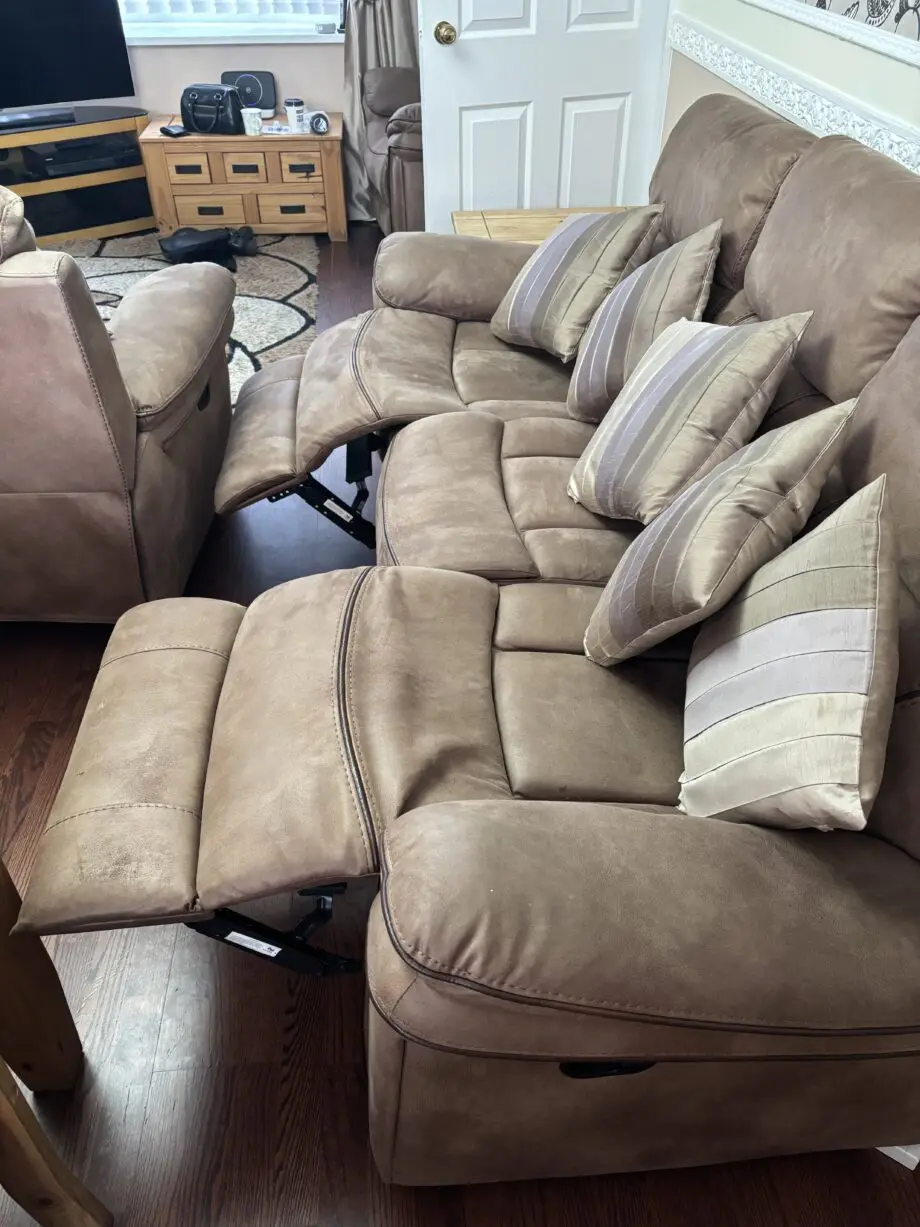 3/2/1 soft suede type leather reclining suite