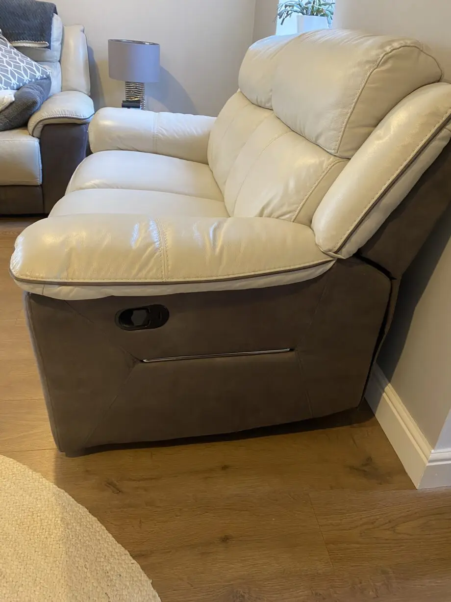 DFS Gosforth 2 & 3 seater leather recliner sofas