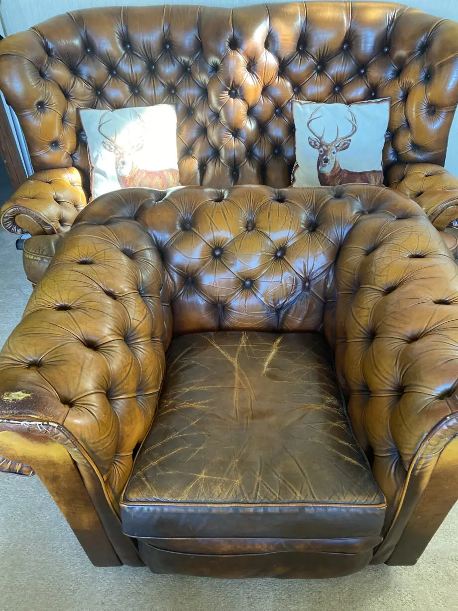Vintage Genuine Chesterfield Pegasus 3 Piece Suite