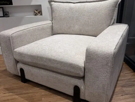 DFS Lorenza Arm Chair