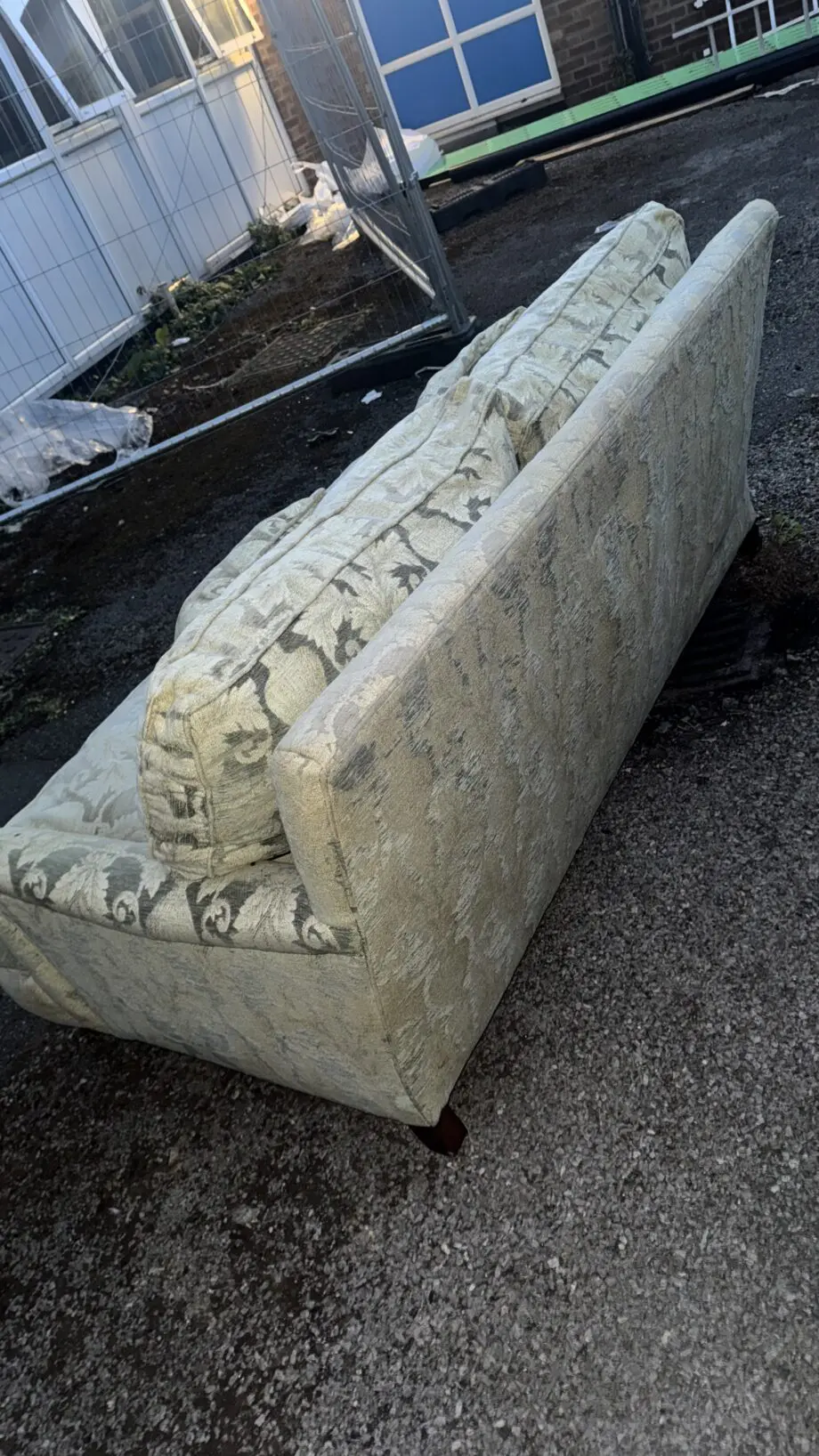 Vintage Two-Seated Sofa in Cream Damask Upholstery with Scatter Cushions - Stately Home