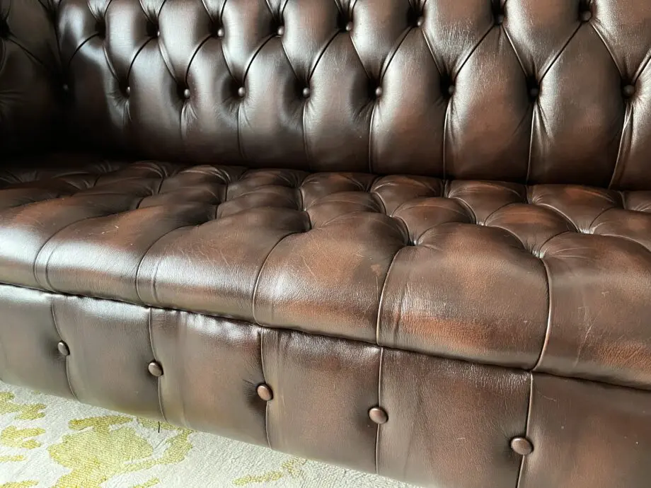 Dark Brown Modern Chesterfield Sofa