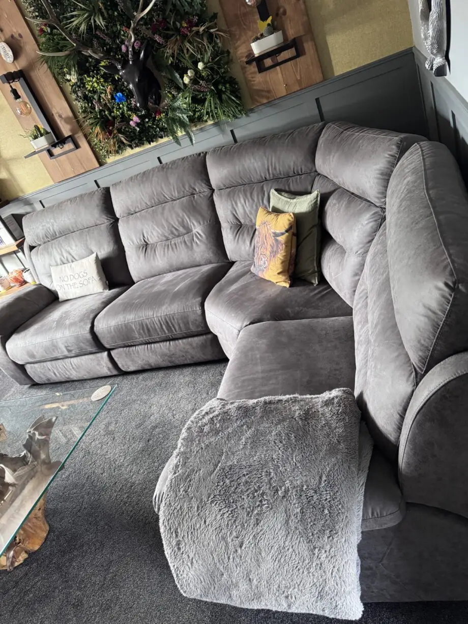 SCS Endurance Alexander Corner Sofa with Two End Recliners Manual