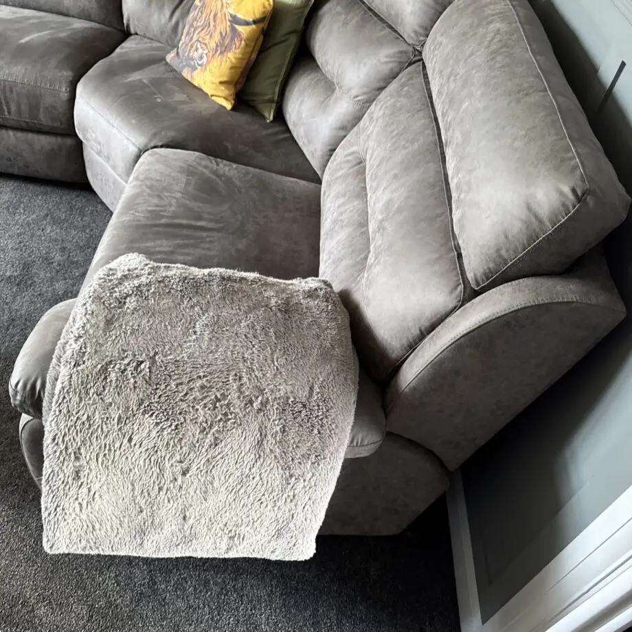SCS Endurance Alexander Corner Sofa with Two End Recliners Manual - Pristine Condition